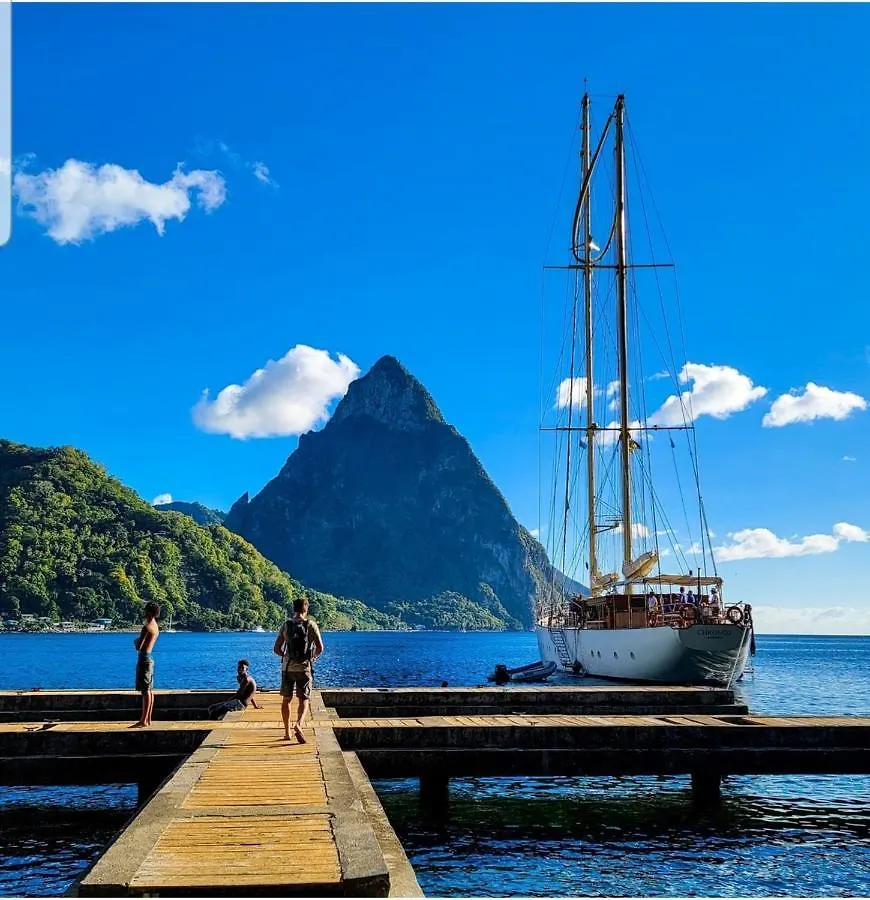 The Suite Spot Apartment - Private Paradise Stay Soufrière