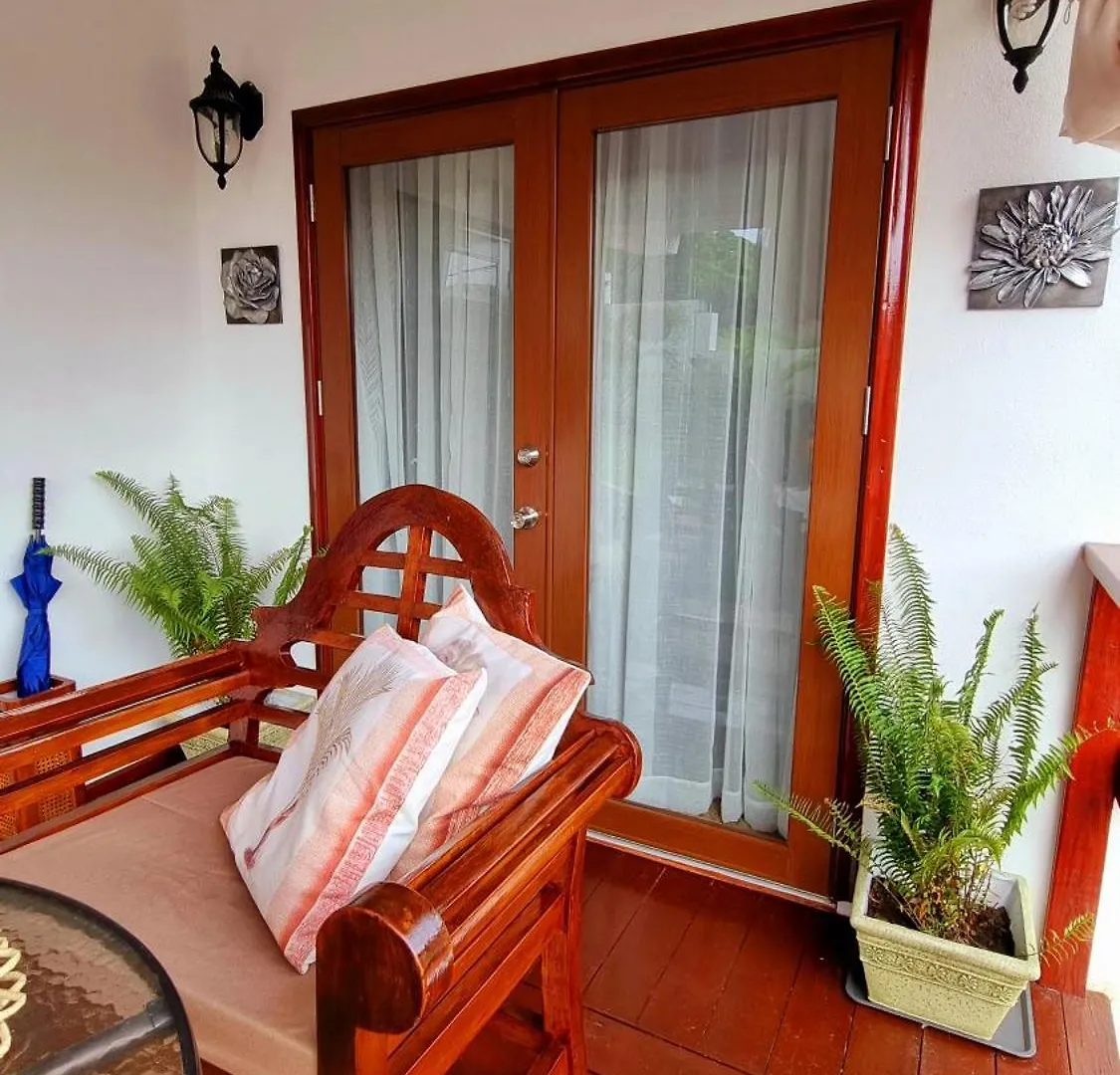 The Suite Spot Apartment - Private Paradise Stay Soufrière 0*,  Santa Lucia